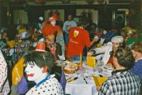 1990-02-25 Prominentendiner clownen 03 1990-02-25 Prominentendiner clownen 03